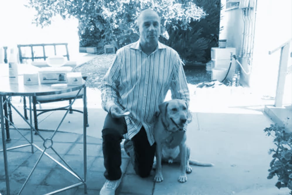 Learn why Dental Wipes are a better alternative than a toothbrush